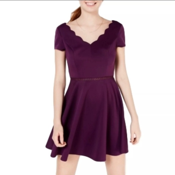 City Studio Juniors Size 9 Scalloped Skater Dress - Picture 1 of 7